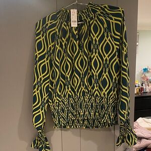 New York & Company Black and Yellow Geometric Blouse
